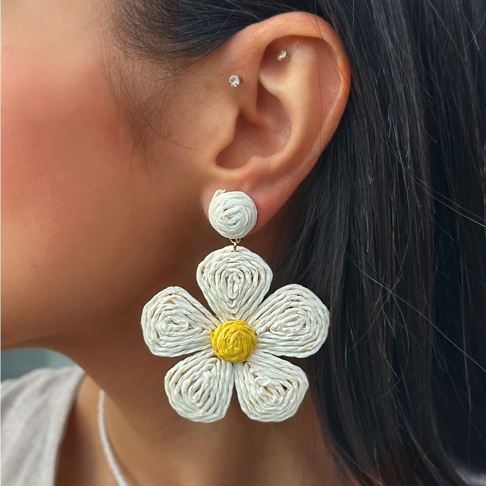 Bohemian flower earrings A537 - Picture 1 of 4